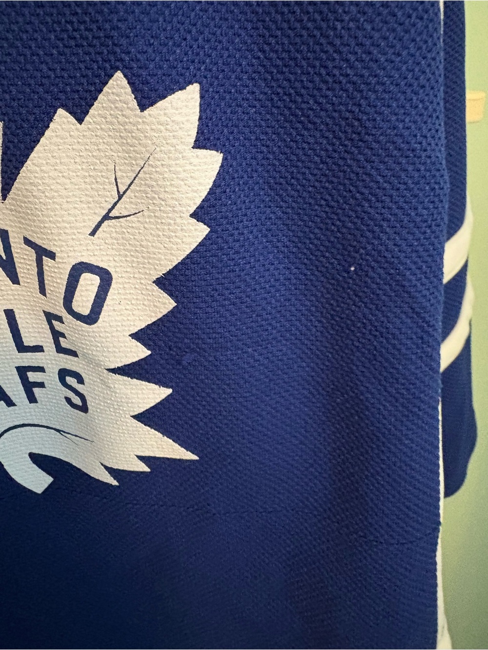 NHL Toronto Maple Leafs Jersey - Picture 6 of 7